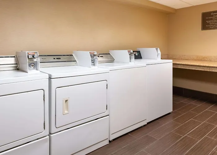 Hotel Comfort Goodyear-west Phoenix 4*