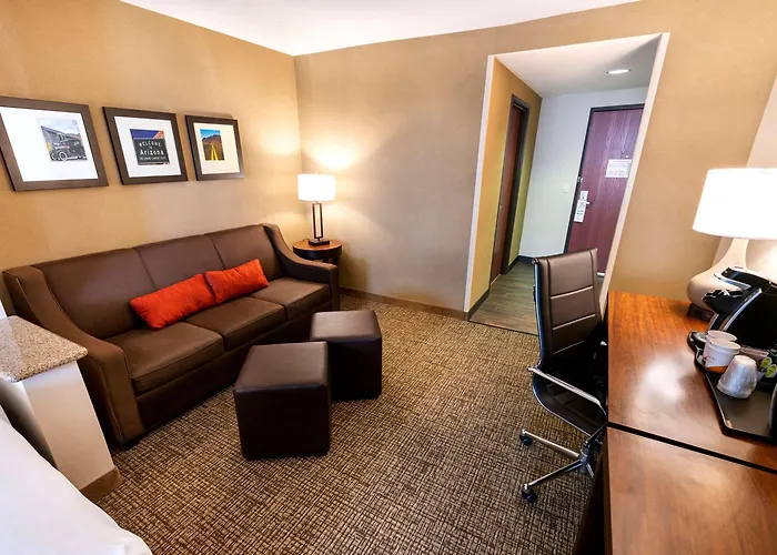 Hotel Comfort Goodyear-west Phoenix 4*